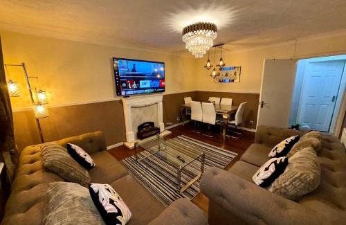 Pollokshaws Apartamento | Likewise Modern Two bedrooms Home for 4 in Glasgow Area