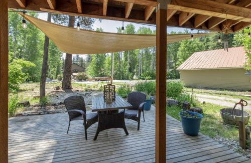 Ardenvoir Cabina | Lil Bigfoot Chalet by NW Comfy Cabins