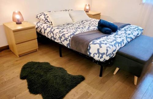 Waldeck-Sully Apartamento | Lil Bretech - T2 avec terrasse, parking et WiFi