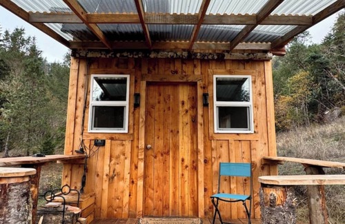 Umpqua Cabina | Lil Cedar Lodge