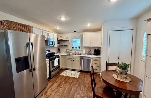 Paris Casa | Lil Gem - near Bethel and HCMC