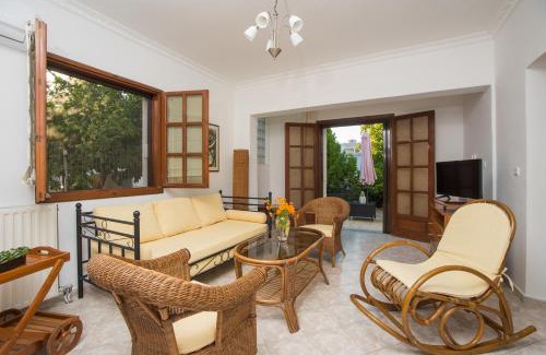 Filerimos Casa | Lila's house