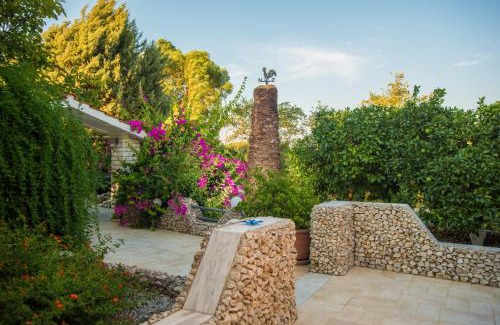 Filerimos Casa | Lila's house