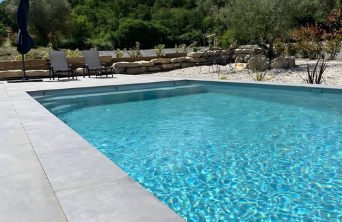Berrias-et-Casteljau Casa | Liledou - hermosa villa de una sola planta con piscina privada