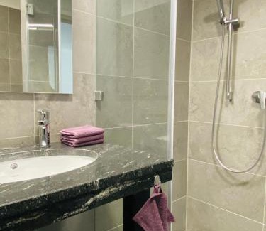 Heviz Apartamento | Lilie Appartement in Hévíz mit Tiefgarage, new and modern