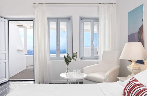 Santorini Hotel | Lilium Hotel