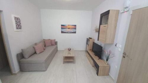 Petaloudes Apartamento | Lilla Cozy House