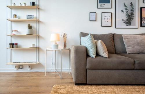 Saint-Maurice Pellevoisin Apartamento | Lille St.Maur - Nice and functional ap.