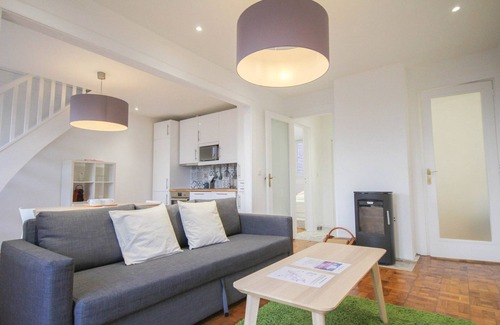 Wazemmes Apartamento | Lille Wazemmes- One bedroom with balcony and view