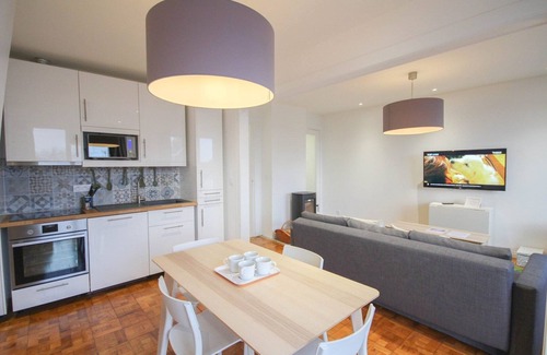 Wazemmes Apartamento | Lille Wazemmes- One bedroom with balcony and view