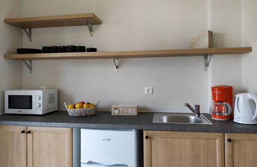 Vouliagmeni Casa | Lilly Apartments