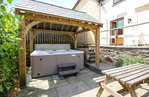Whitecroft Cabaña | Lilly Cottage, WHITECROFT
