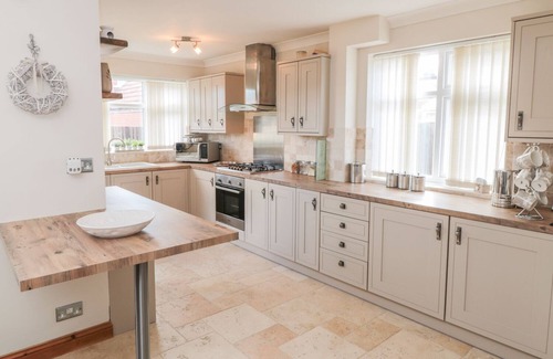 Flamborough Cabaña | Lilly May Cottage, FLAMBOROUGH