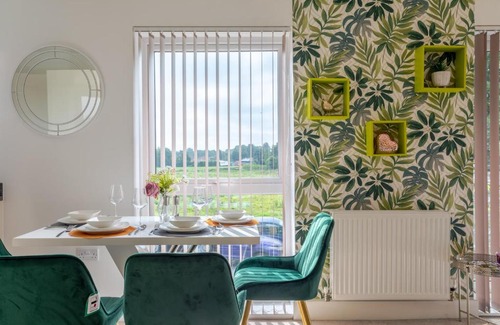 Hemel Hempstead Apartamento | LillyRose Apartments - Hemel Hempstead, Free Parking, Free Wi-Fi