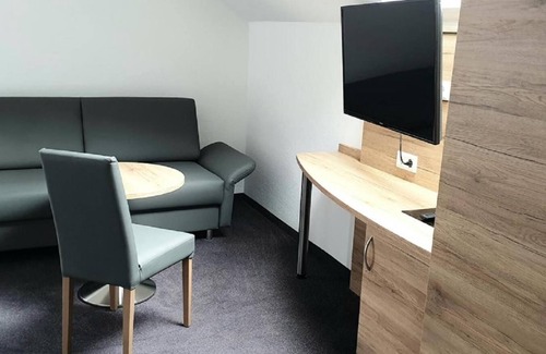 Stuttgart Hotel | LILTON Hotel Zuffenhausen