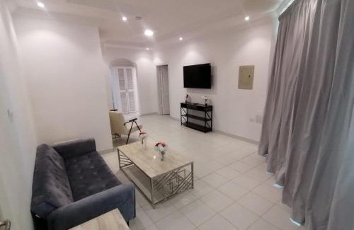Hera Street Apartamento | Lily 4 Apartment and Penthouse