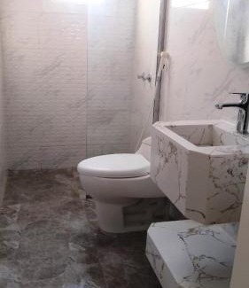 Hera Street Apartamento | Lily 4 Apartment and Penthouse