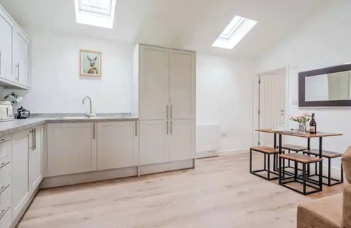 Mangotsfield Casa | Lily Barn, Recently Converted Modern Barn, Cotswolds