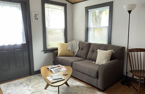 Olivebridge Cabaña | Lily Cottage - a cozy accomodation moments from the beautiful Ashokan reservoir