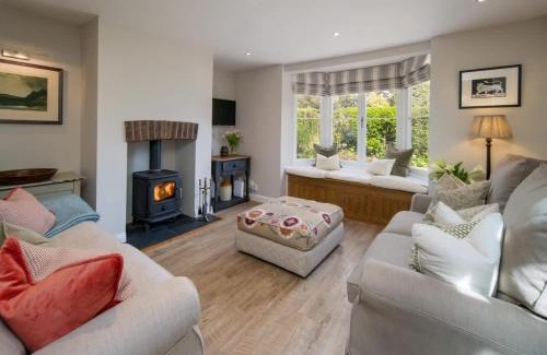 Cowes Casa | Lily Cottage