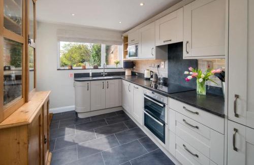 Cowes Casa | Lily Cottage