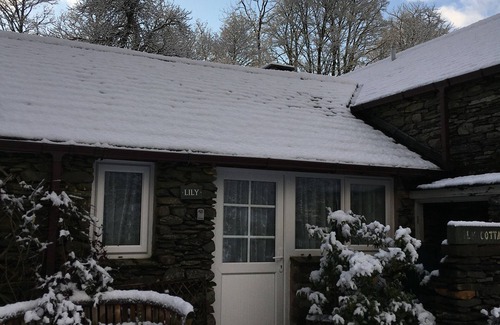 Bretherdale Cabaña | Casa de Lily en una ubicación idílica de Riverside, Lake District Nation Park