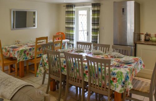 Nassington Casa | Lily Pad 7 - Uk43916