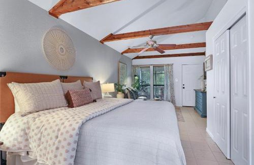Woodcreek Casa | Lily Pad