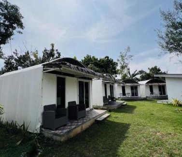 San Juan Casa | Lily Paradise