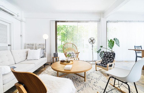 Ban Chang Casa | Lily Provenance, The Sea Close By