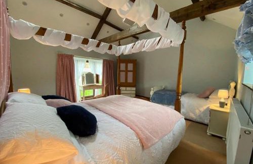 Brampton Casa | Lily Rose Cottage
