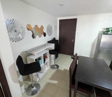 Barangka Ilaya Apartamento | Lily s Place
