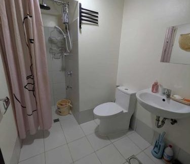 Barangka Ilaya Apartamento | Lily s Place
