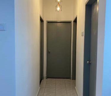 Bukit Serindit Apartamento | Lilyhouse homestay-مسلم
