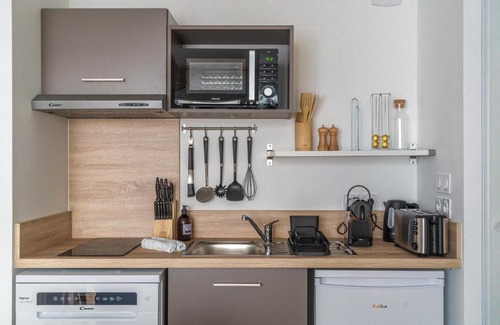Dobree-Bon Port Apartamento | Lima - Appt à proximité de lIle de Nantes