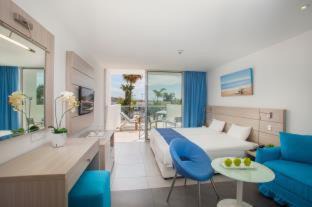 Ayia Napa Hotel | Limanaki Beach Hotel & Suites