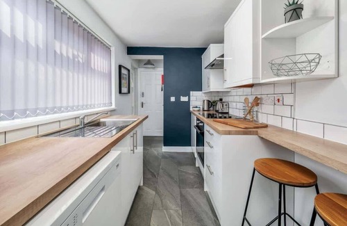 Stoke-on-Trent Casa | Lime House Summary: W