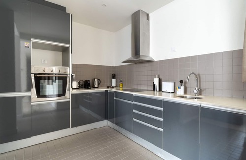 Hostafrancs Apartamento | Limehome Barcelona Rector Triadó
