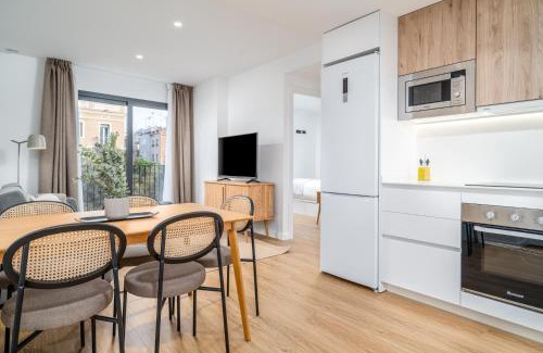 Collblanc y La Torrassa Apartamento | Limehome Barcelona Plaça Pirineus