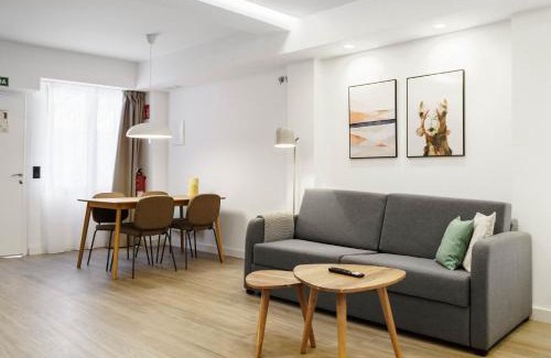 Ciudad Jardin Apartamento | limehome Madrid Calle de Matilde Diez