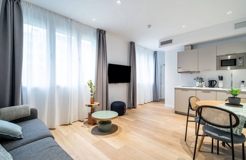 Cruz Roja-Capuchinos Apartamento | Limehome Sevilla Ronda de Capuchinos