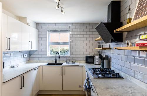 Mumbles Casa | Limeslade House in Mumbles - Family & Dog Friendly