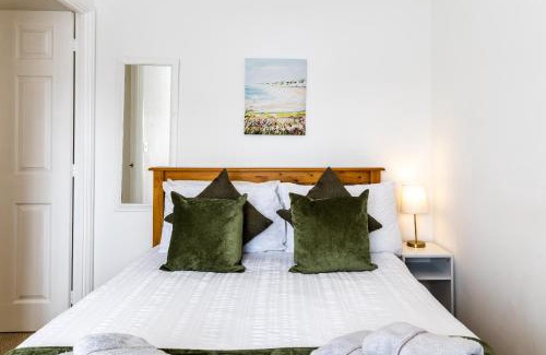 Mumbles Casa | Limeslade House in Mumbles - Family & Dog Friendly