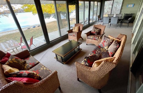 Webster Casa | Limited summer dates Lakefront sandy beach, sunroom, sauna, game room, kayaks!