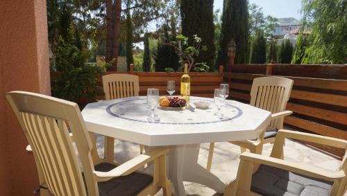 Paphos Apartamento | Limnaria Gardens Paphos, near beach