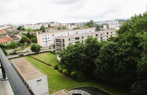 Limoges Apartamento | LIMOGES ,à 10mn mairie,CHU,facs ,à 5mn du manger !