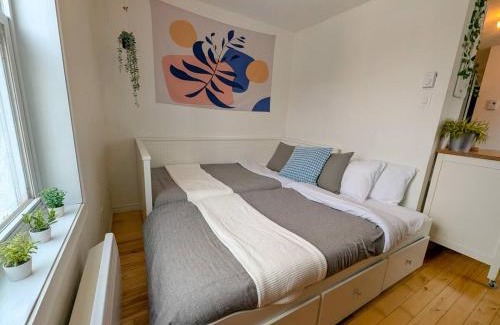 Vieux-Limoilou Apartamento | Limoilou Trendy 4 pers AC Near Downtown