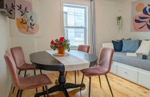 Vieux-Limoilou Apartamento | Limoilou Trendy 4 pers AC Near Downtown