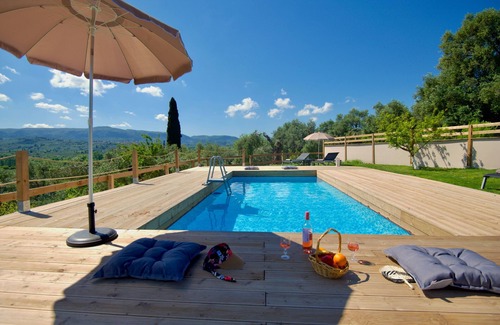 Termenades Casa | Limoncello, lovely family house, WiFi, close to amenities