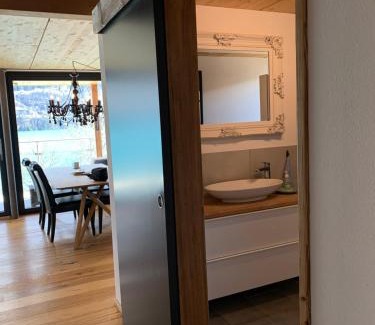 Niederried bei Interlaken Apartamento | Lina - Lakeview Living near Interlaken